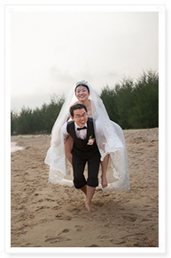small beach wedding idea in phuket